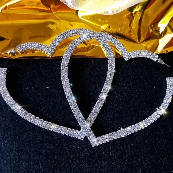 WHITE GOLD PLATED BIG HEART EARRINGS - Picture 2 of 3